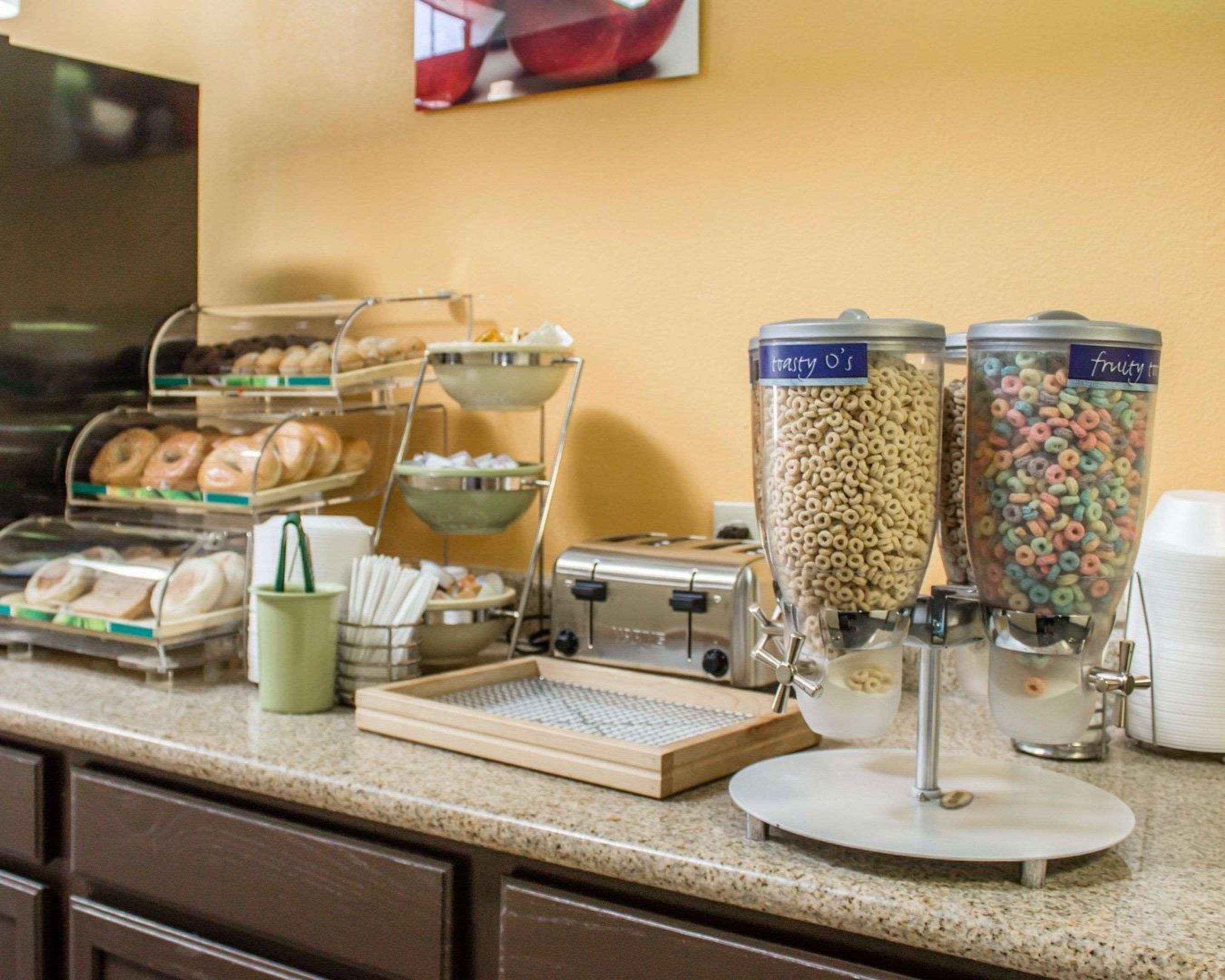 Quality Inn & Suites Medina - Akron West Esterno foto