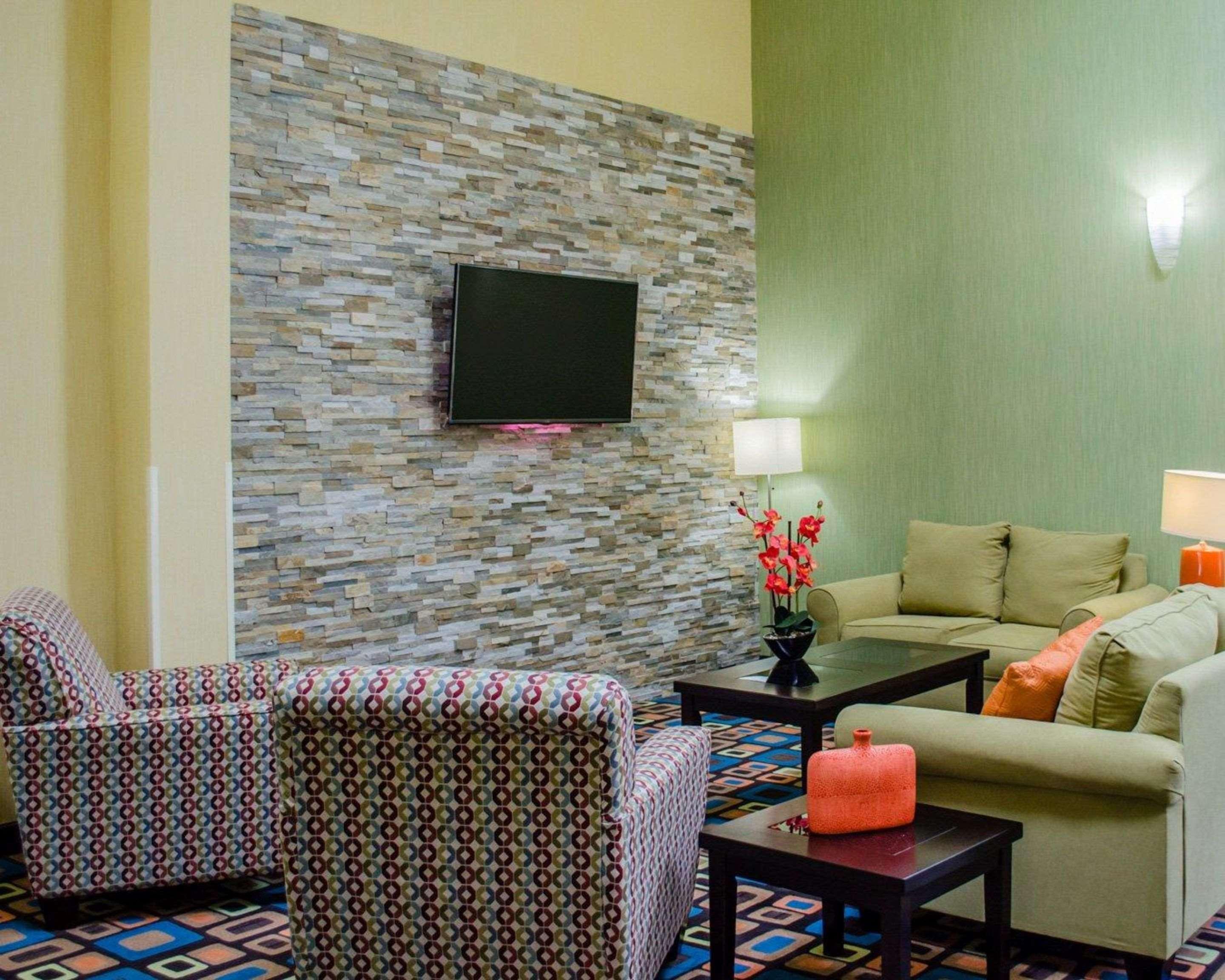 Quality Inn & Suites Medina - Akron West Esterno foto