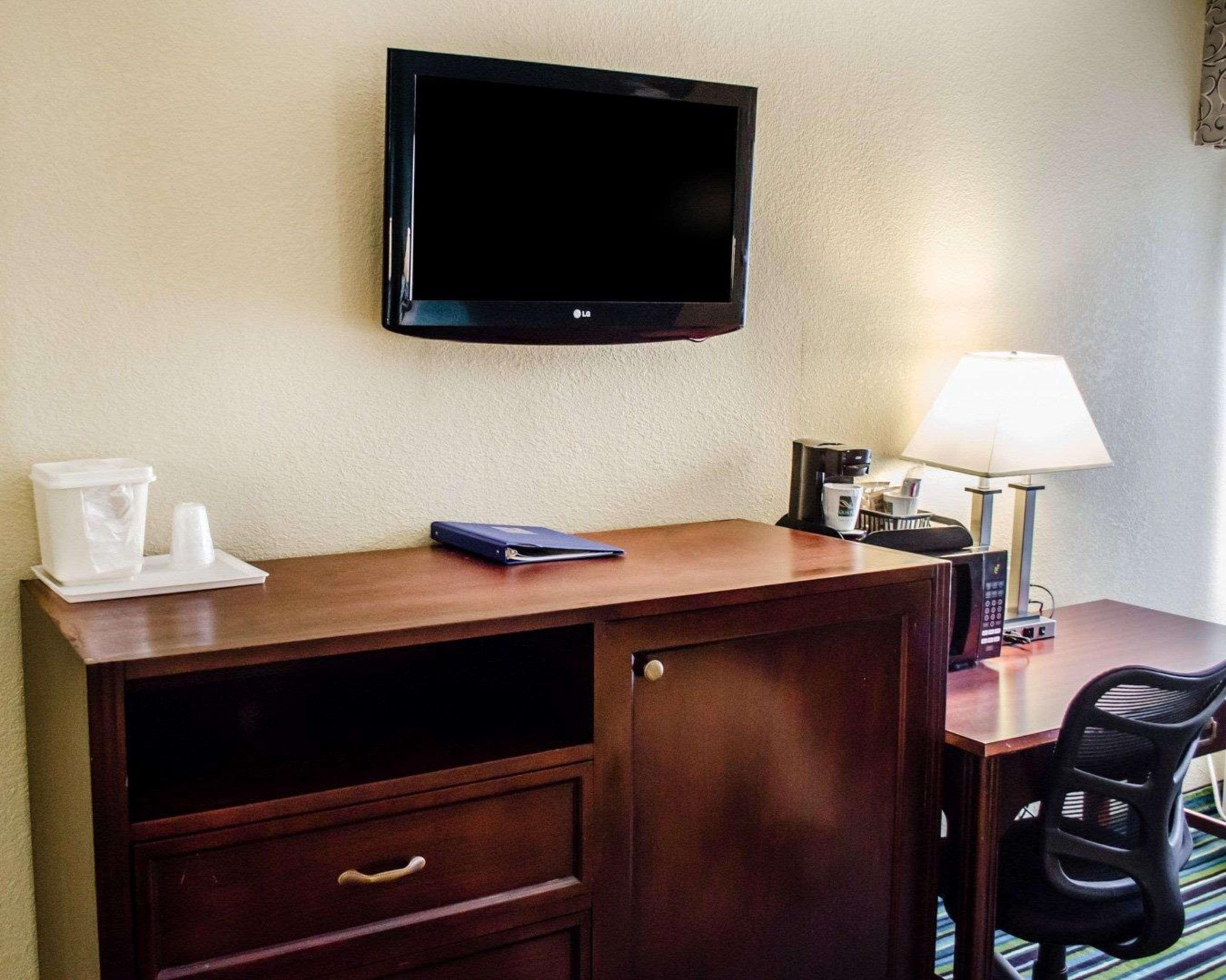 Quality Inn & Suites Medina - Akron West Esterno foto